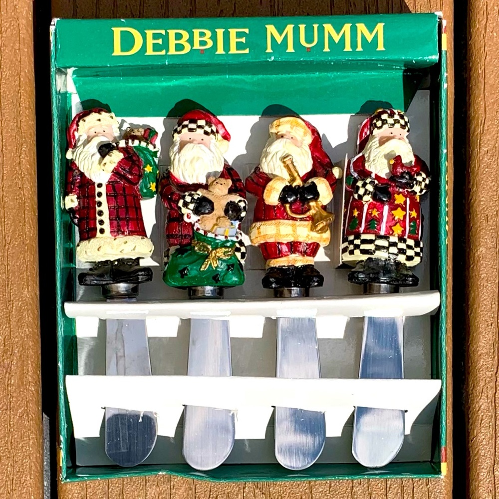 DEBBIE MUMM SET OF 4 SANTA SPREADERS